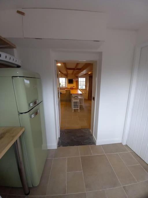 Cosy 2 Bed Cottage Between Snowdonia And The Sea Llandegai Exterior foto